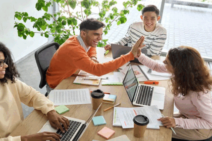 Turning Ideas Into Profitable Ventures: A Guide for Entrepreneurs Turning Ideas Into Profitable Ventures: A Guide for Entrepreneurs